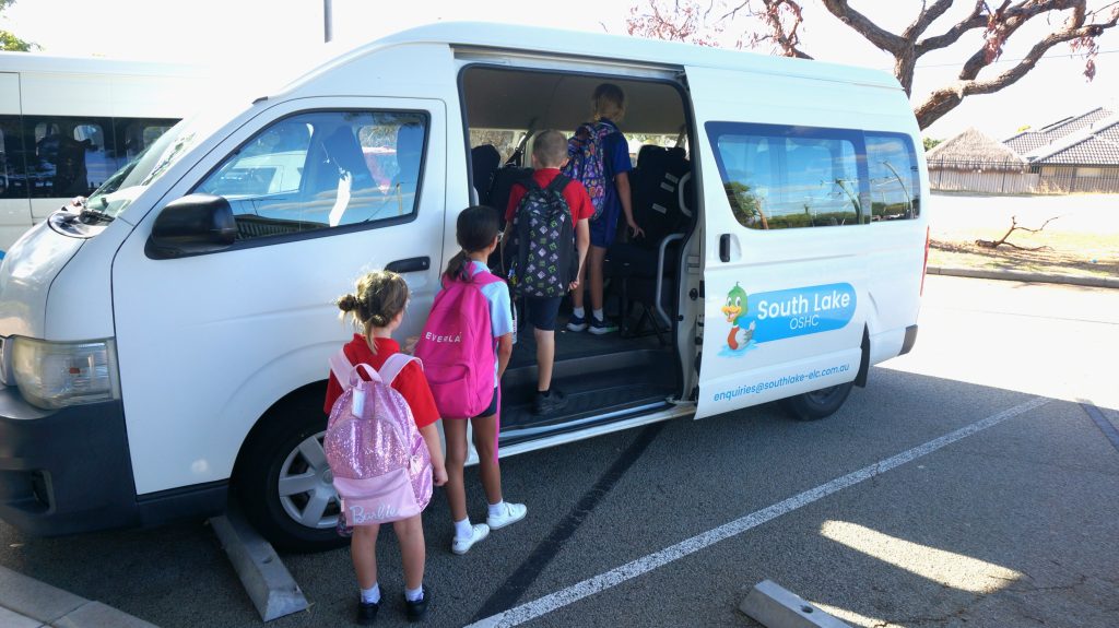 OSHC Page After School Pick Up Tile Children getting on Bus